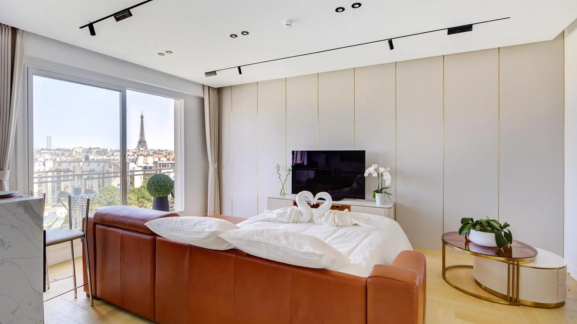 101 Penthouse Royal A Avec Vue Imprenable Sur La Tour Eiffel パリ
